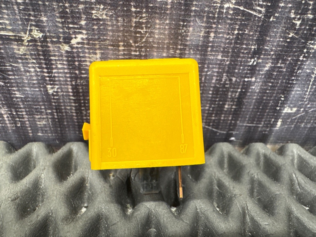 Реле, 820 рублей, Красноярск