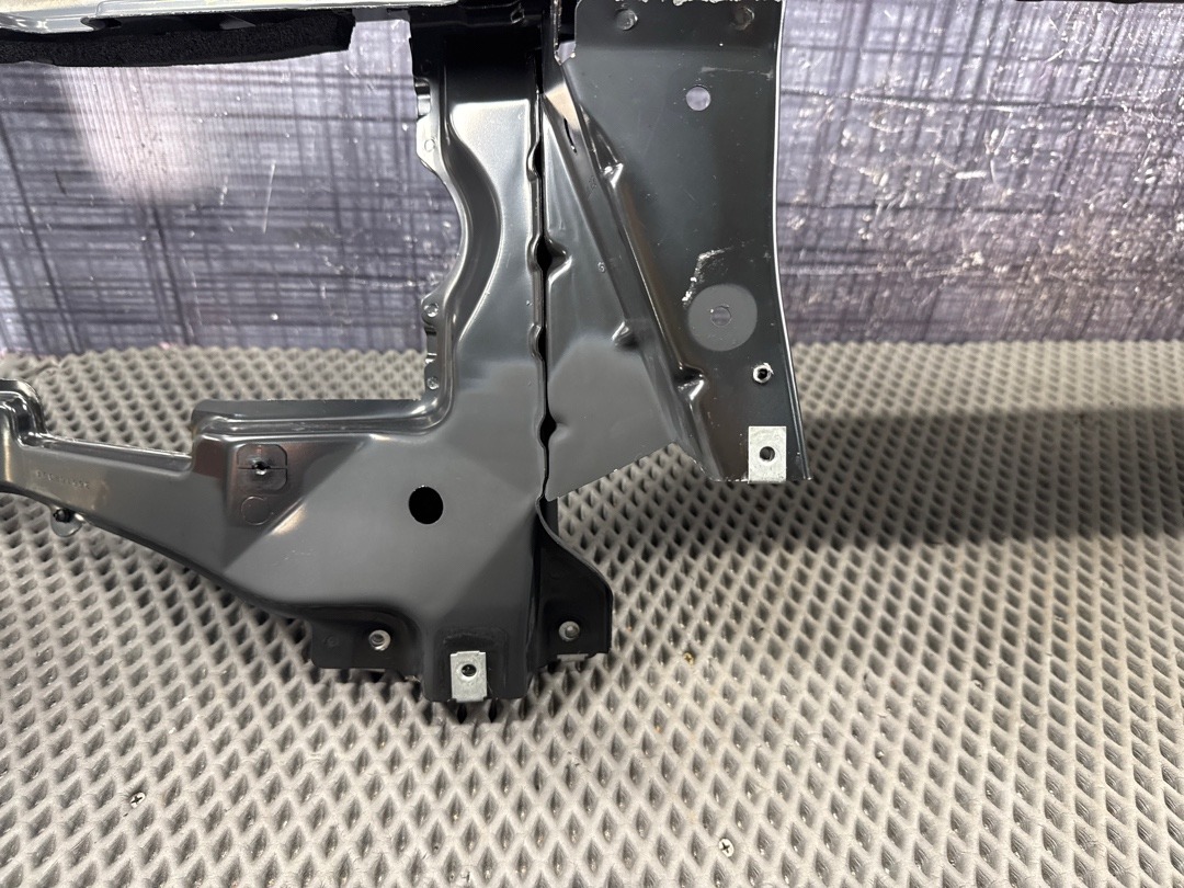 Рамка радиатора, 6740 рублей, Красноярск