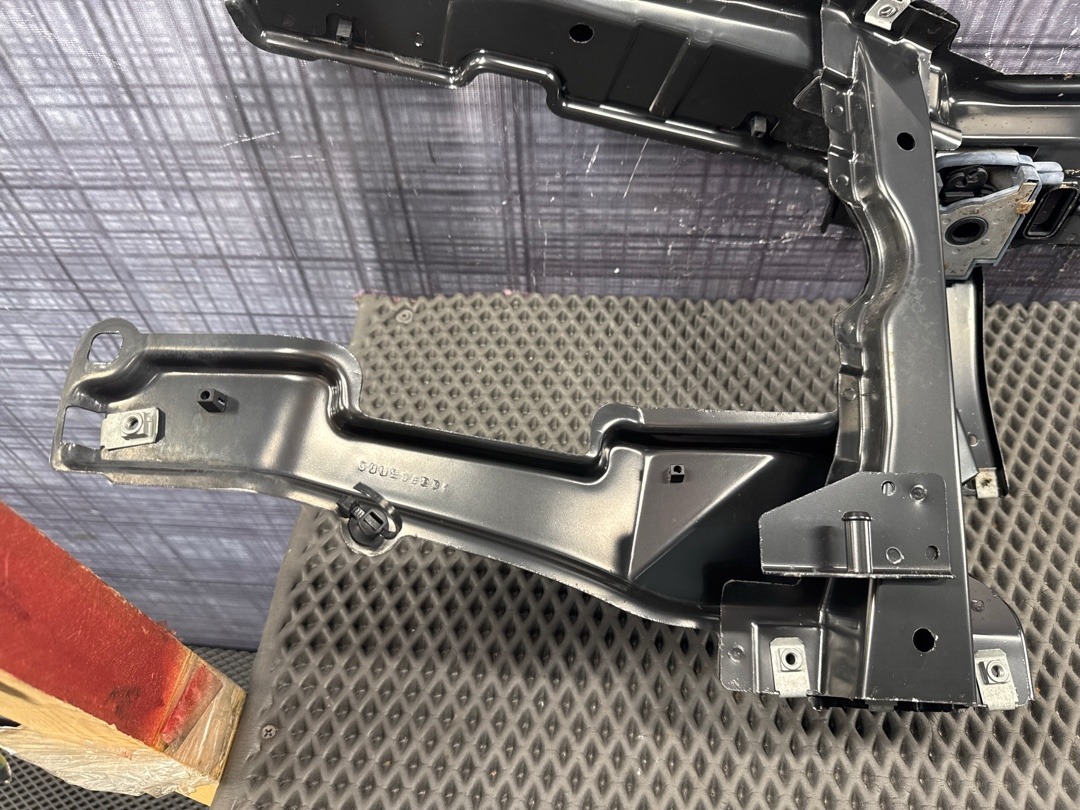 Рамка радиатора, 6740 рублей, Красноярск