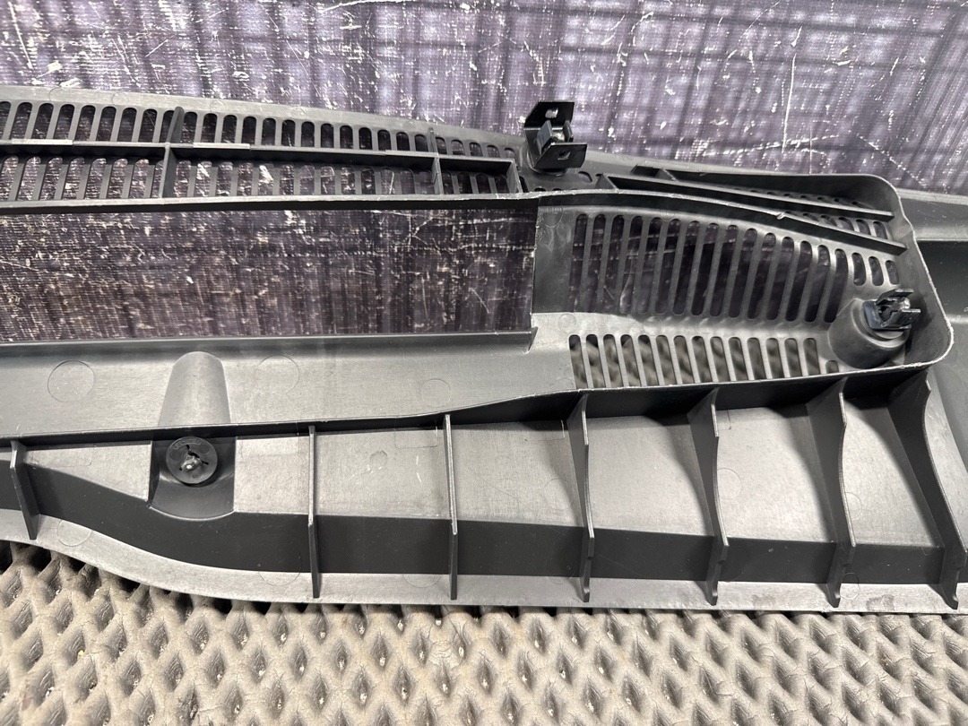 Решетка под лобовое стекло, 1780 рублей, Красноярск