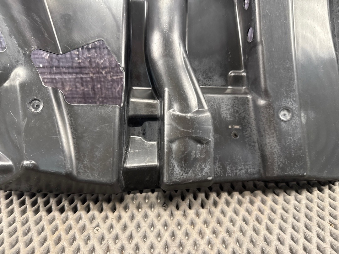 Подкрылок, 1320 рублей, Красноярск