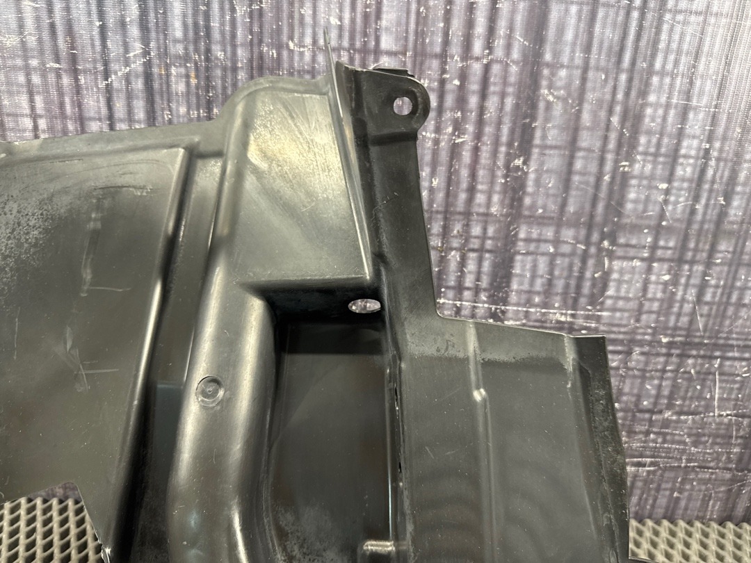 Подкрылок, 1320 рублей, Красноярск