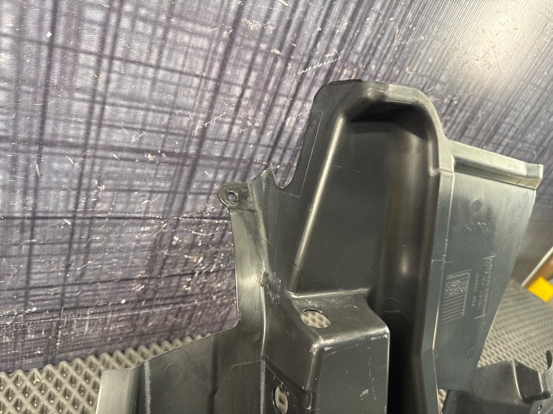 Подкрылок, 1320 рублей, Красноярск