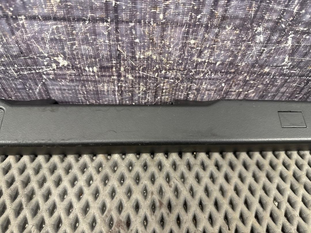 Пластик крышки багажника, 1140 рублей, Красноярск