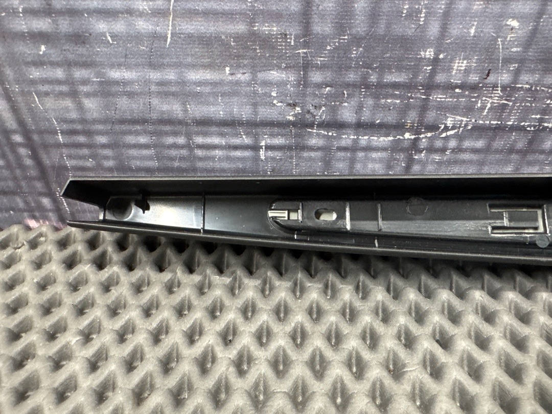 Пластик крышки багажника, 1140 рублей, Красноярск