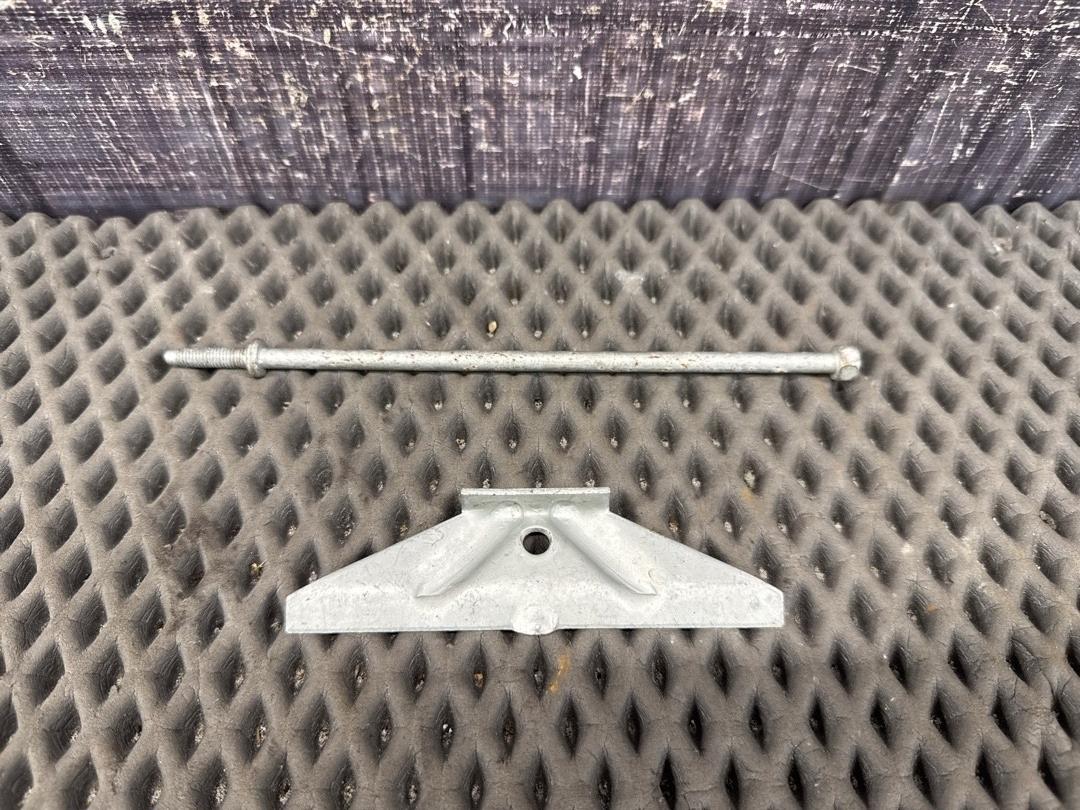 Крепление аккумулятора, 1680 рублей, Красноярск