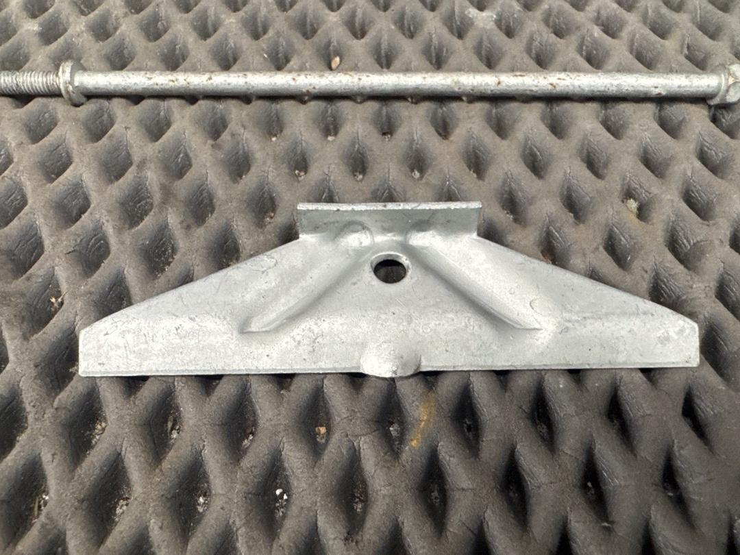 Крепление аккумулятора, 1680 рублей, Красноярск