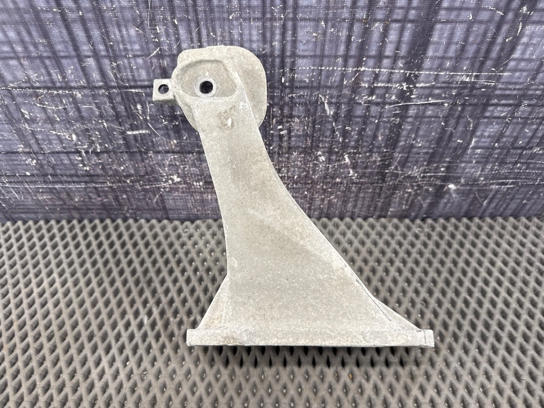 Кронштейн двигателя, 2990 рублей, Красноярск