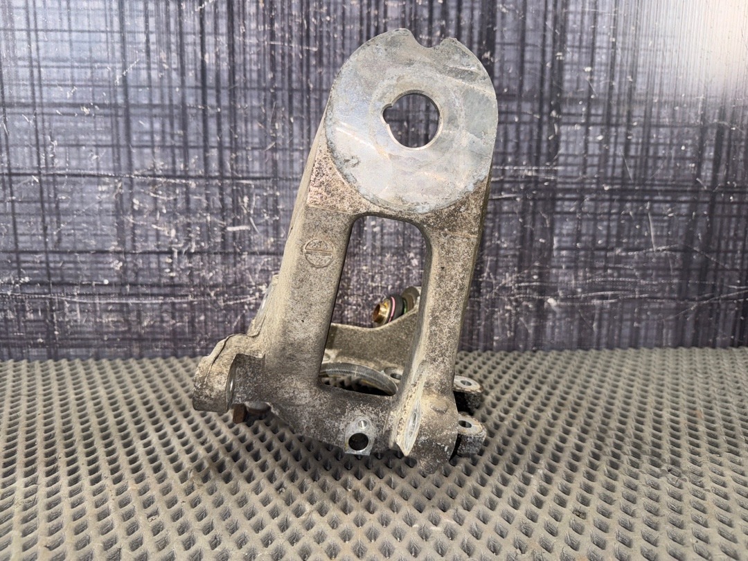 Поворотный кулак, 2630 рублей, Красноярск