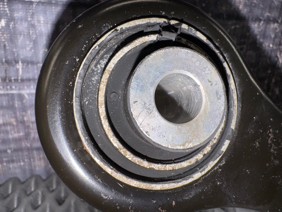 Рычаг подвески, 3070 рублей, Красноярск