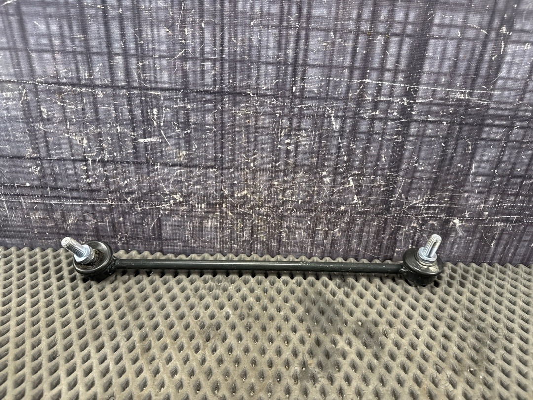 Стойка стабилизатора, 1010 рублей, Красноярск