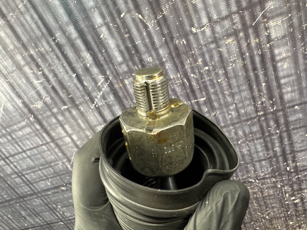 Тяга рулевая с наконечником, 2240 рублей, Красноярск