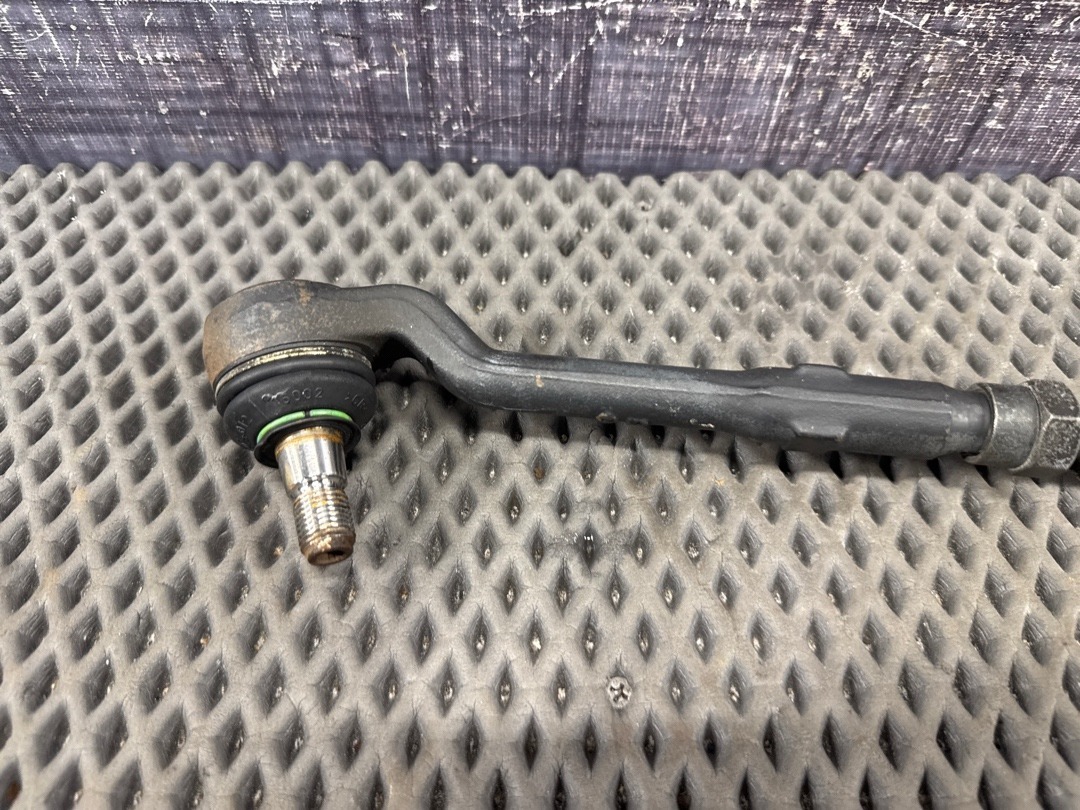 Тяга рулевая с наконечником, 2240 рублей, Красноярск