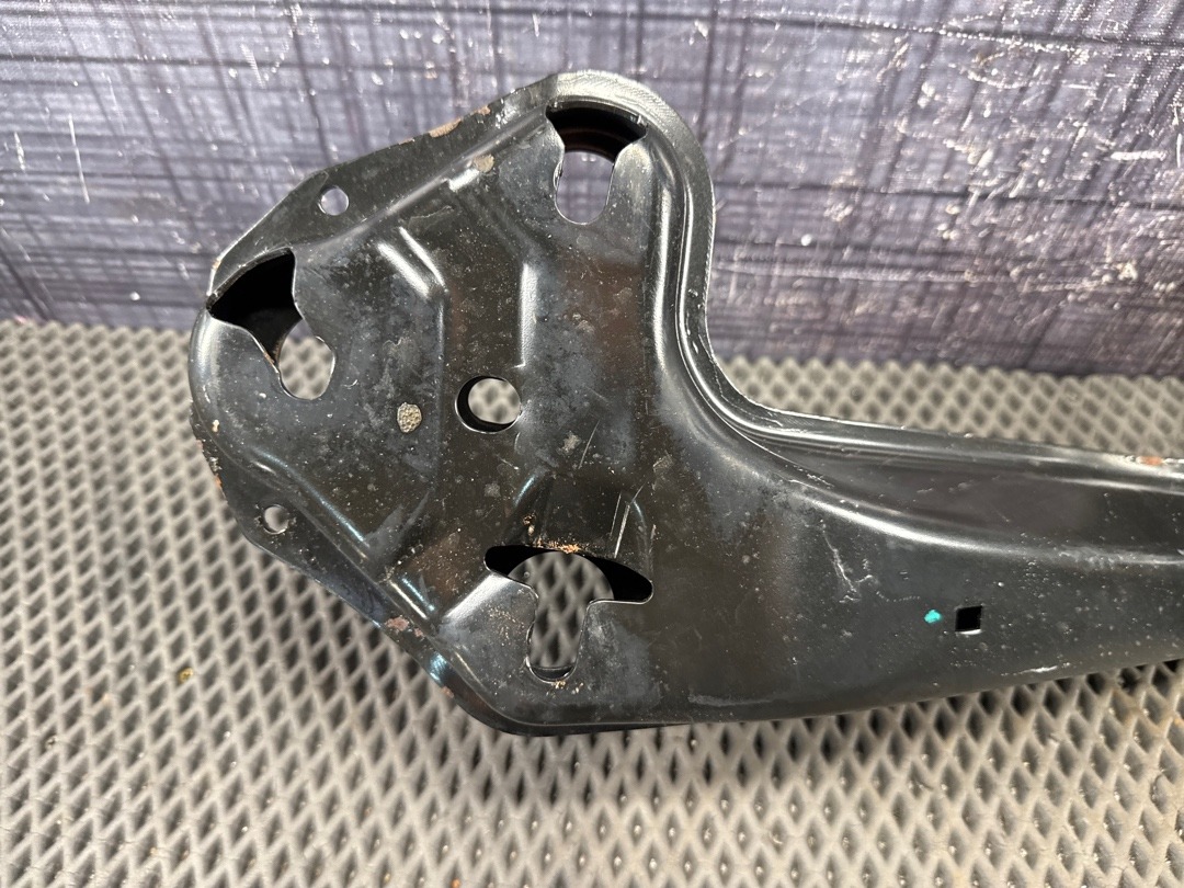 Кронштейн КПП, 1740 рублей, Красноярск