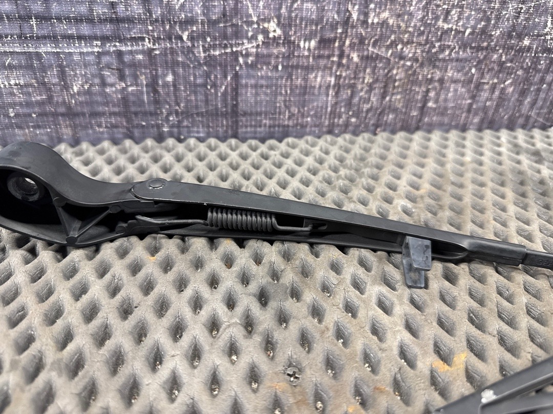 Дворник, 2060 рублей, Красноярск