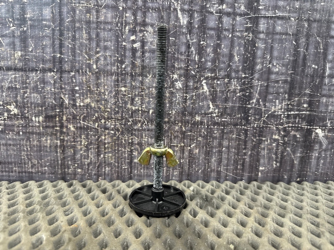 Крепление запасного колеса, 1380 рублей, Красноярск