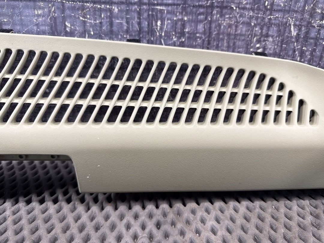 Направляющая шторки багажника, 1320 рублей, Красноярск