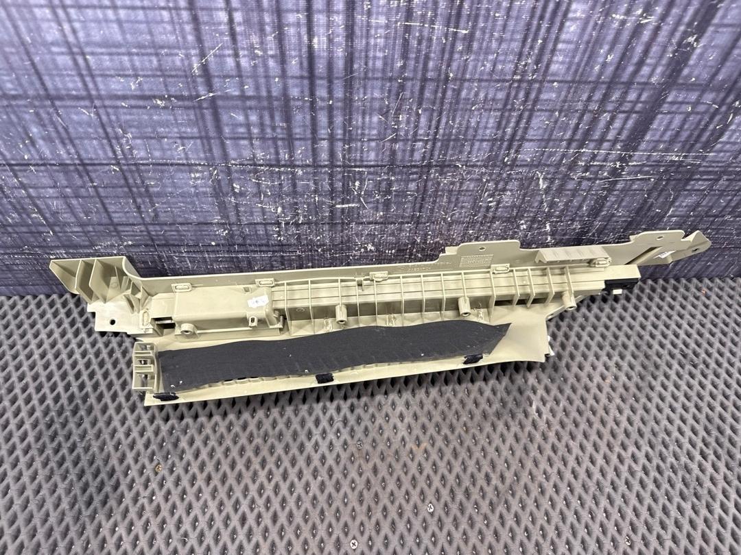 Направляющая шторки багажника, 1320 рублей, Красноярск