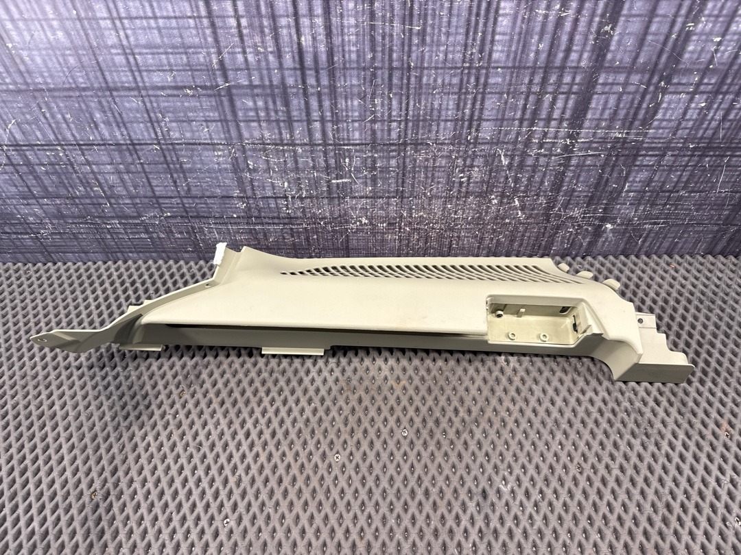 Направляющая шторки багажника, 1320 рублей, Красноярск