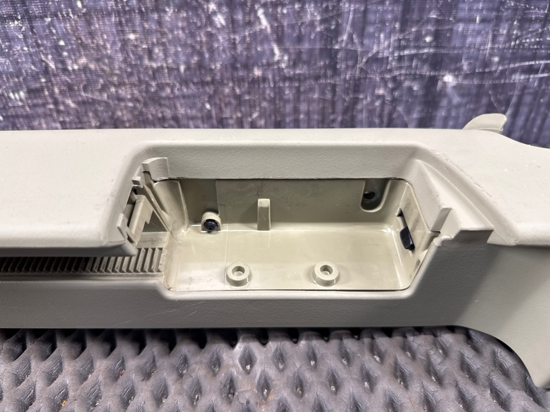 Направляющая шторки багажника, 1320 рублей, Красноярск