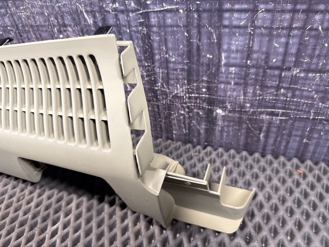 Направляющая шторки багажника, 1320 рублей, Красноярск