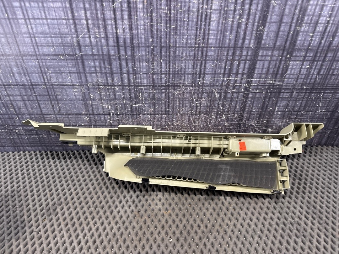 Направляющая шторки багажника, 1320 рублей, Красноярск