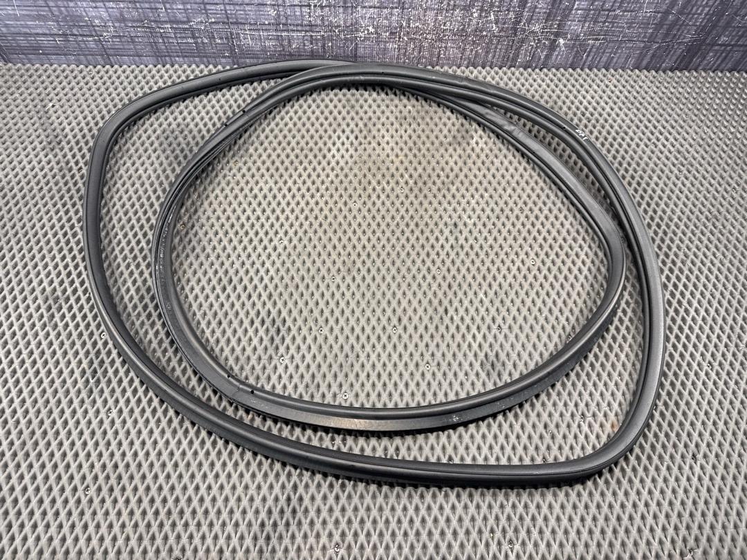 Уплотнитель крышки багажника, 1430 рублей, Красноярск