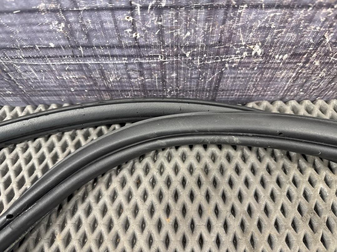 Уплотнитель крышки багажника, 1430 рублей, Красноярск