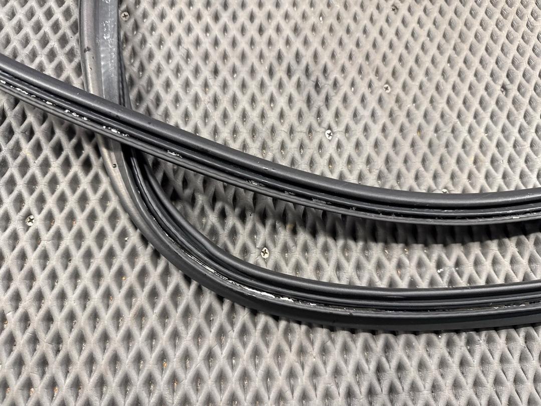 Уплотнитель крышки багажника, 1430 рублей, Красноярск