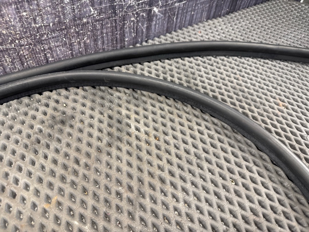 Подкапотный уплотнитель, 1310 рублей, Красноярск