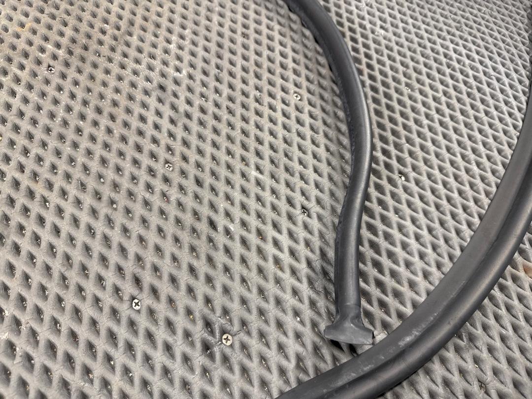 Подкапотный уплотнитель, 1310 рублей, Красноярск