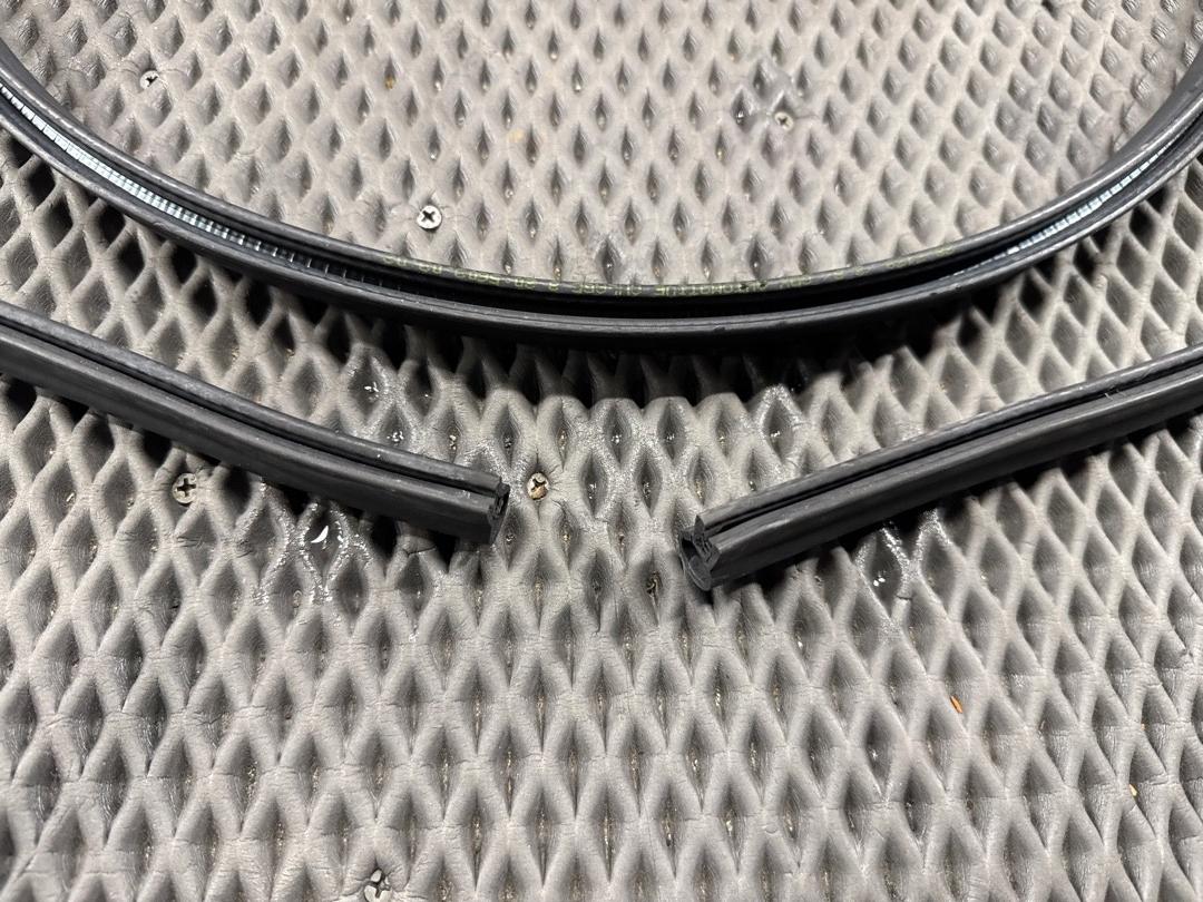 Подкапотный уплотнитель, 1310 рублей, Красноярск