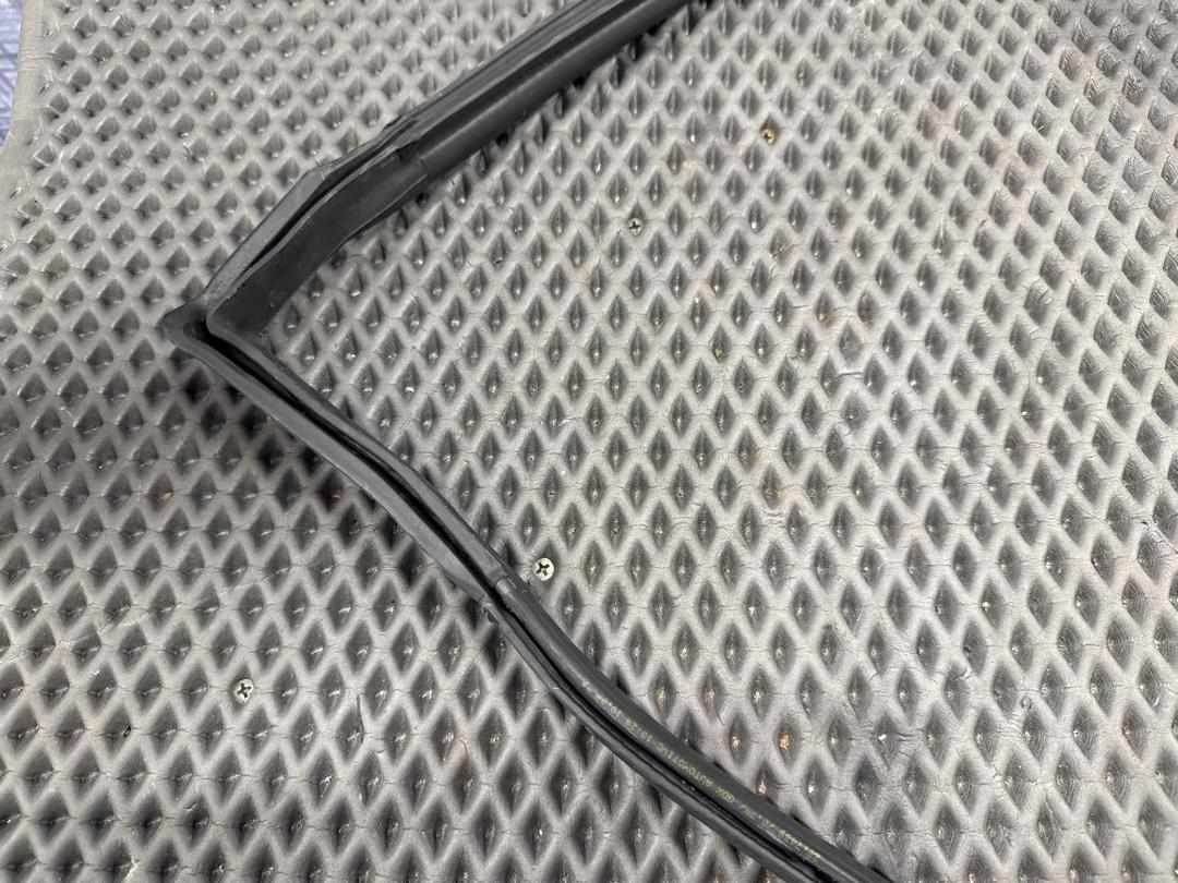 Подкапотный уплотнитель, 1310 рублей, Красноярск