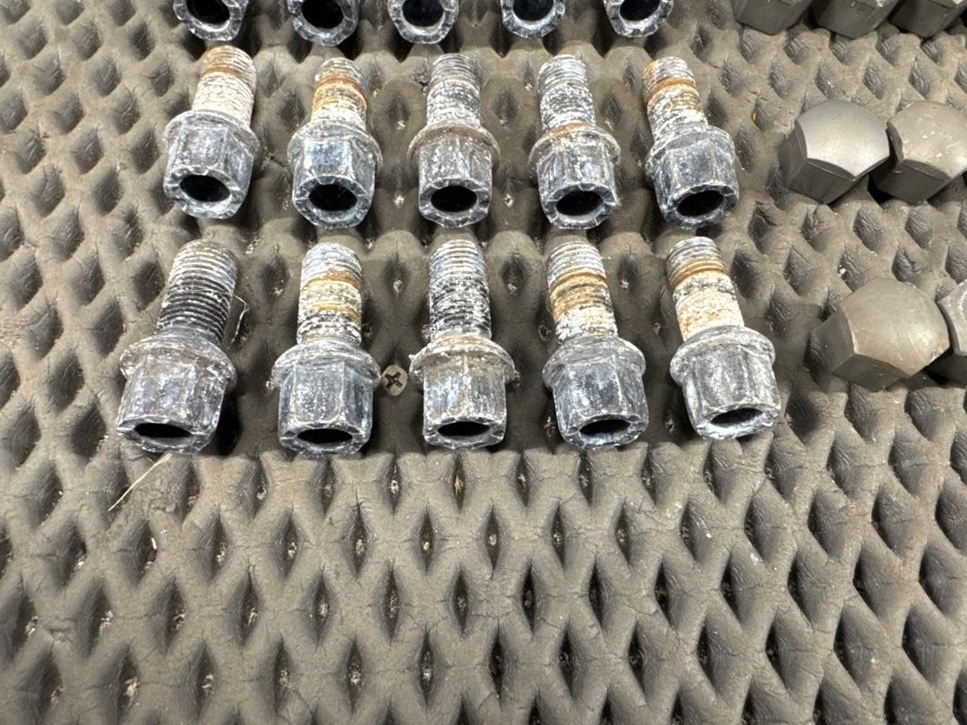 Комплект колесных болтов, 3340 рублей, Красноярск