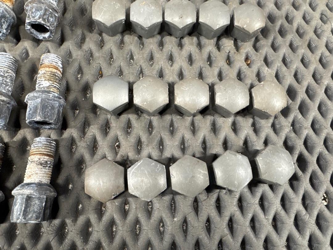 Комплект колесных болтов, 3340 рублей, Красноярск