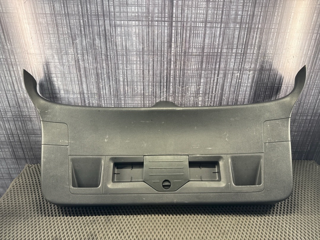 Обшивка крышки багажника, 1680 рублей, Красноярск