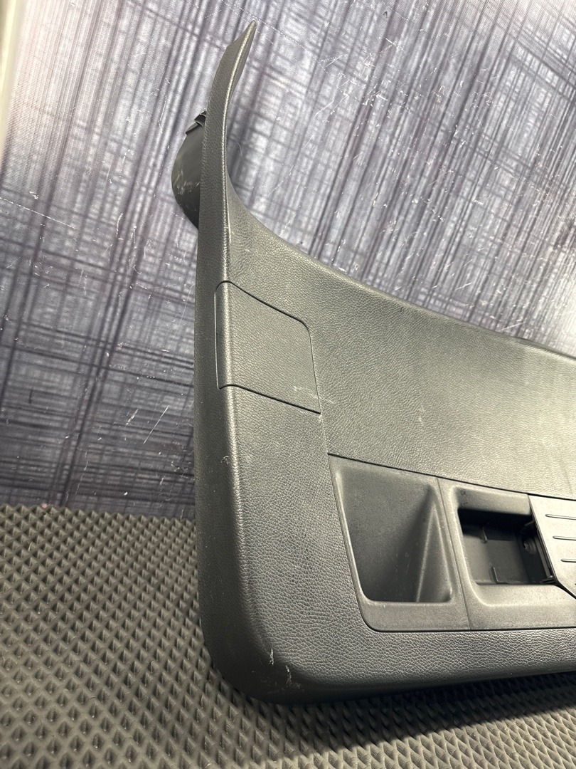 Обшивка крышки багажника, 1680 рублей, Красноярск