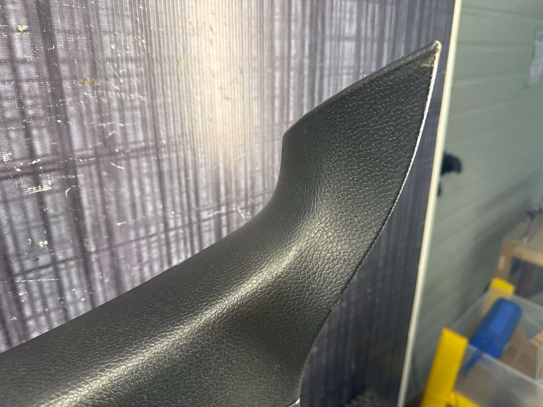 Обшивка крышки багажника, 1680 рублей, Красноярск