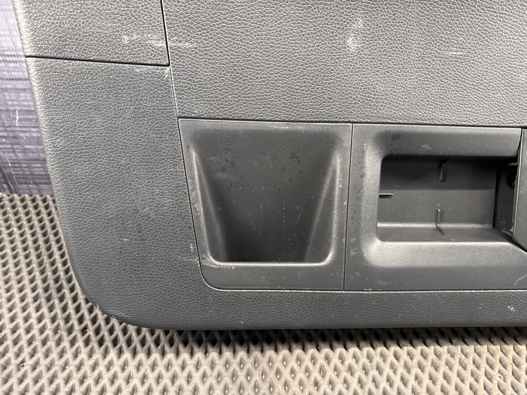 Обшивка крышки багажника, 1680 рублей, Красноярск