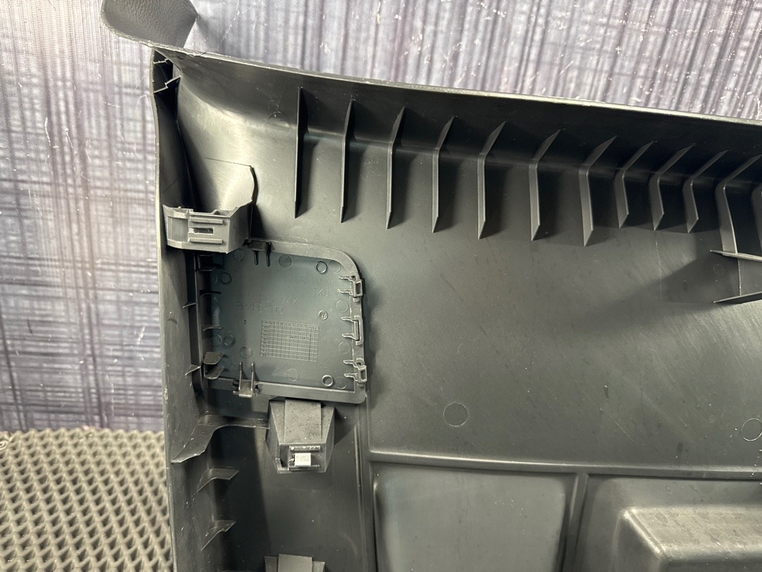 Обшивка крышки багажника, 1680 рублей, Красноярск