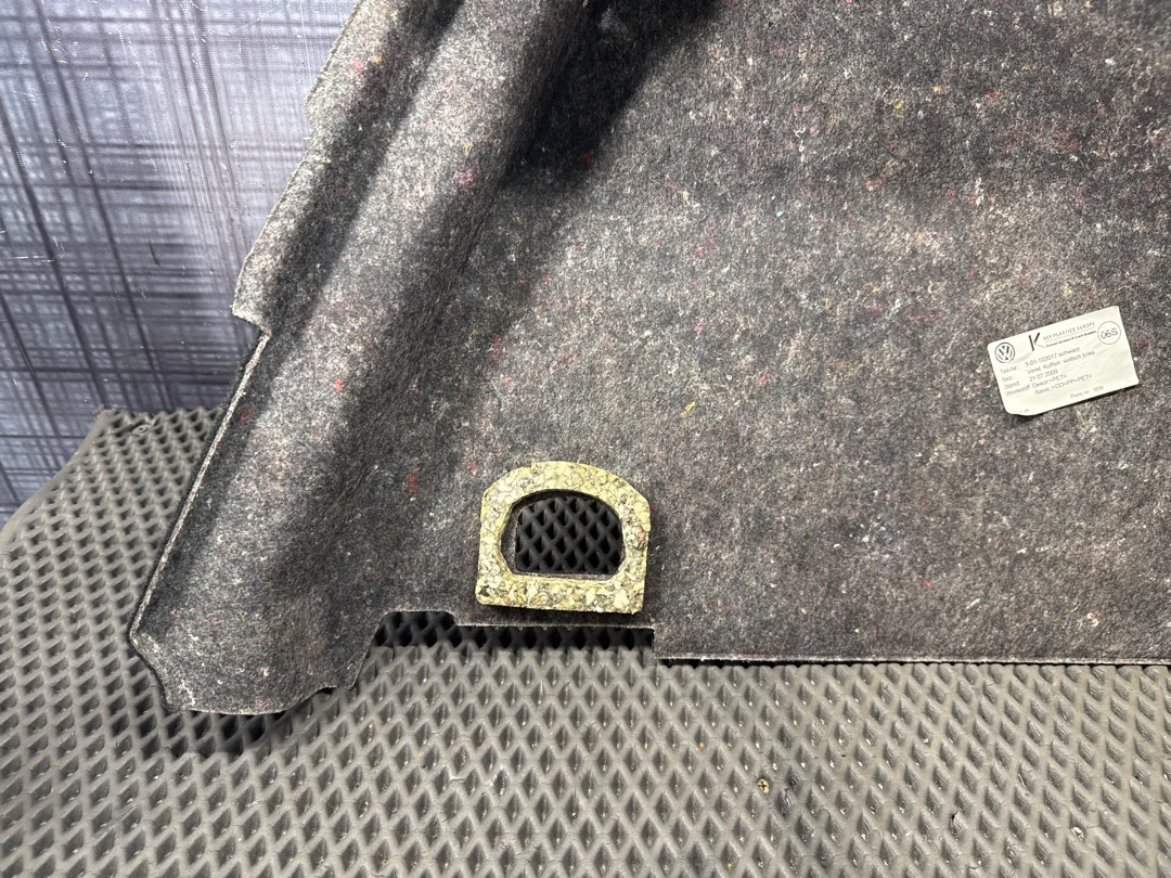 Обшивка багажника, 1920 рублей, Красноярск