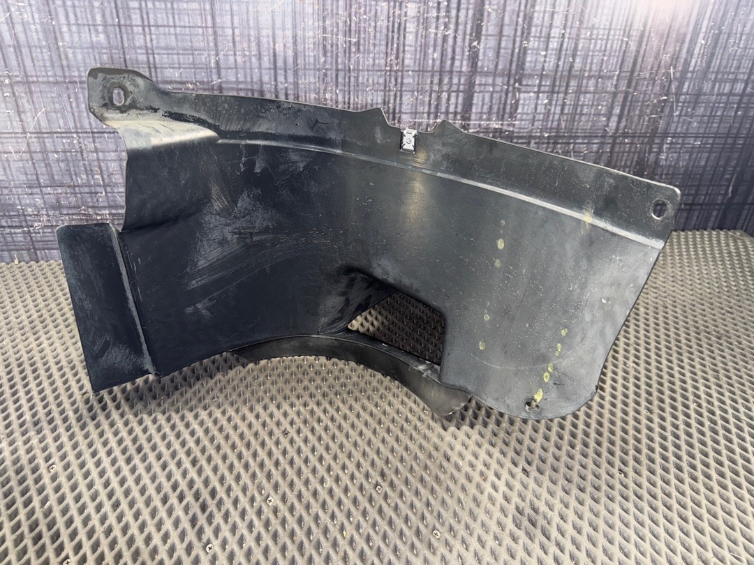 Подкрылок, 2520 рублей, Красноярск