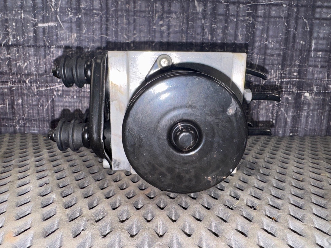 Блок ABS, 8210 рублей, Красноярск