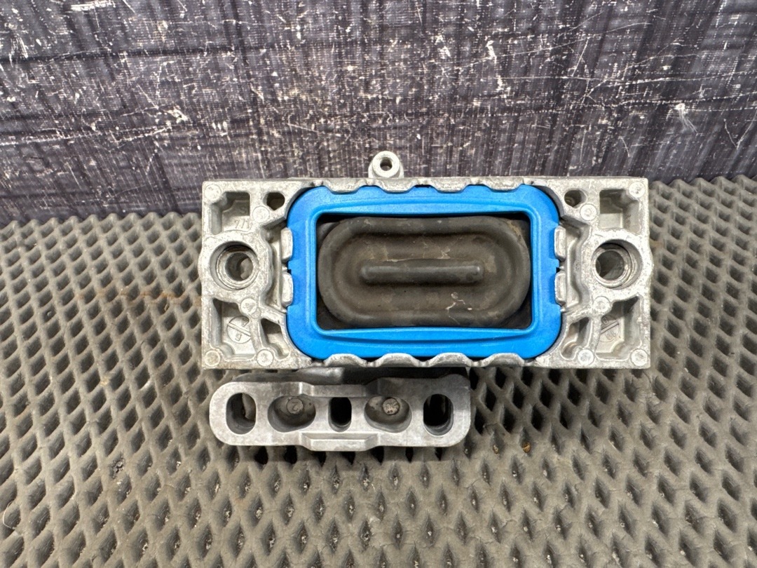 Подушка двигателя, 3730 рублей, Красноярск