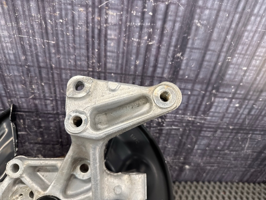 Поворотный кулак, 3430 рублей, Красноярск