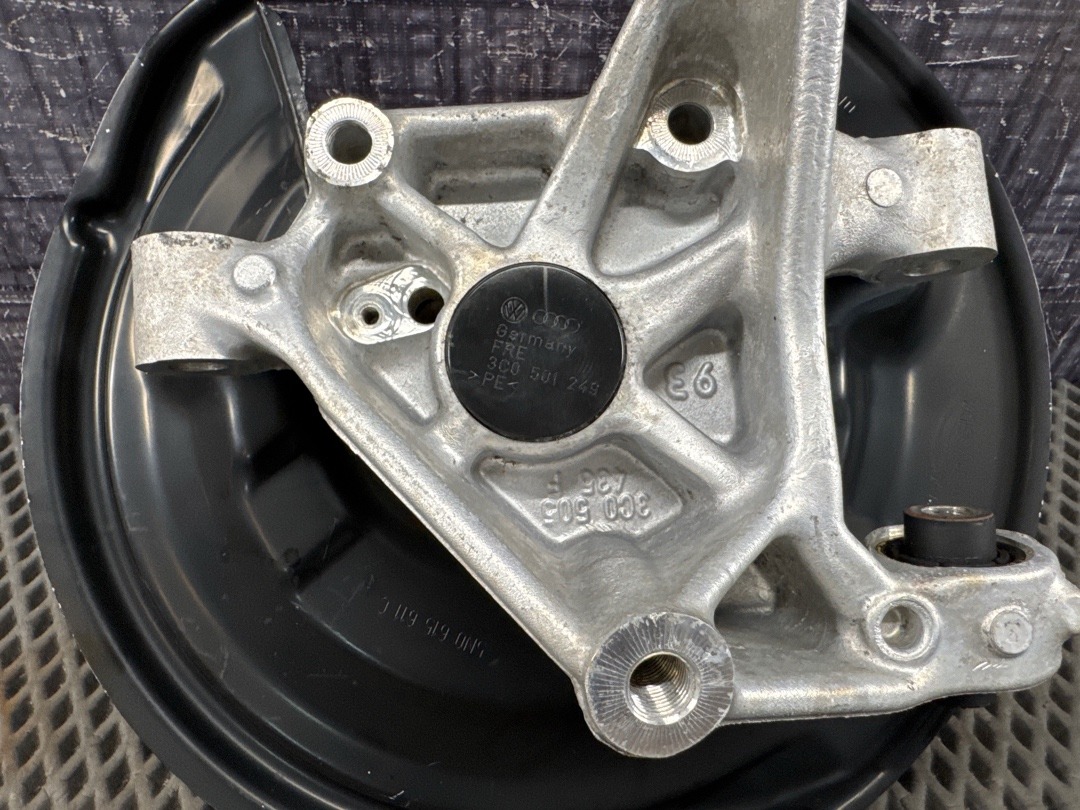 Поворотный кулак, 3430 рублей, Красноярск