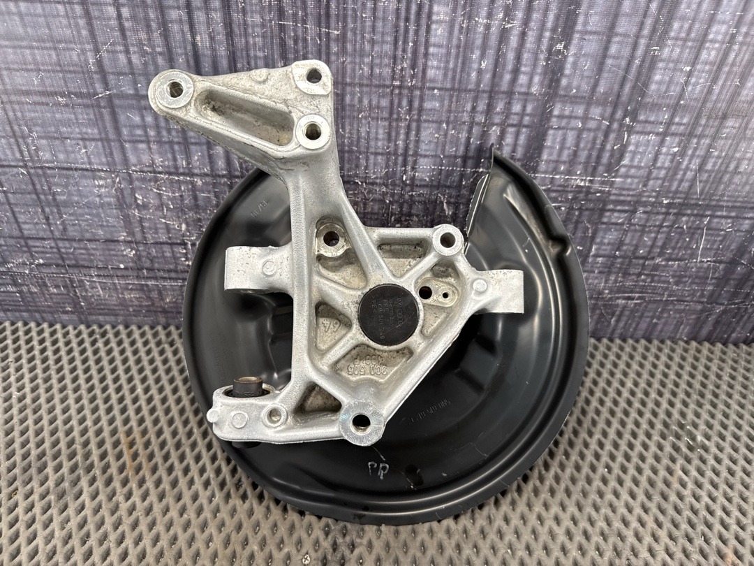 Поворотный кулак, 3430 рублей, Красноярск