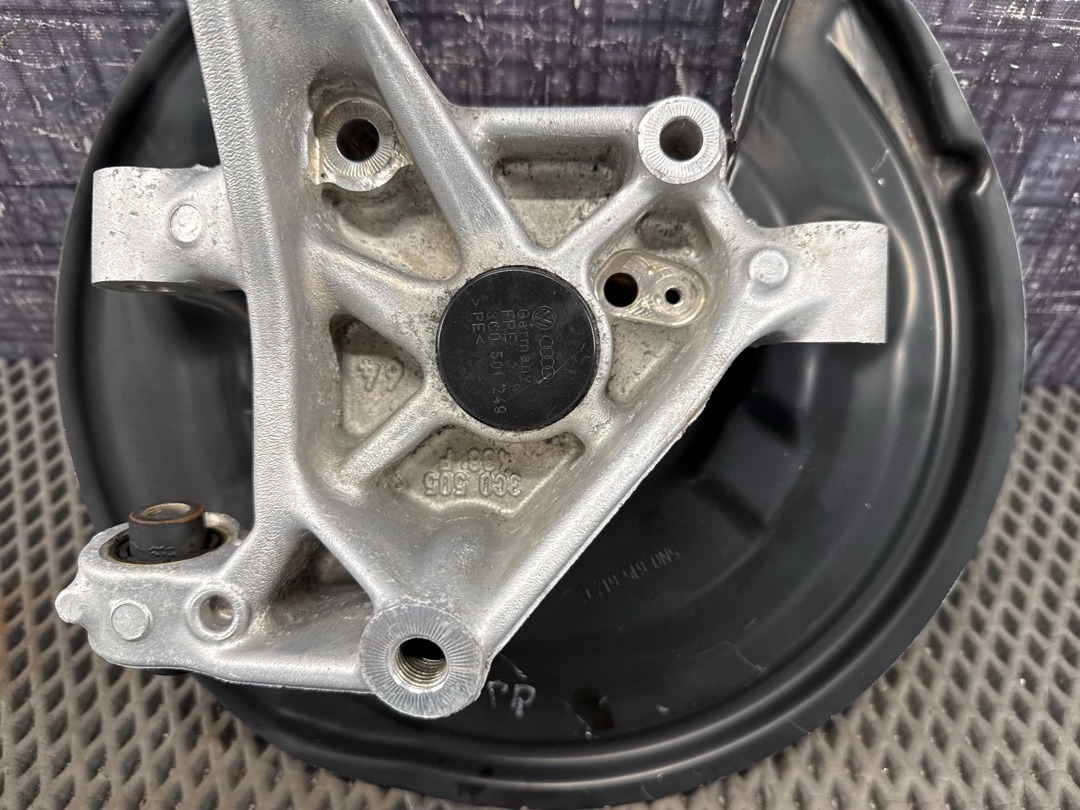 Поворотный кулак, 3430 рублей, Красноярск