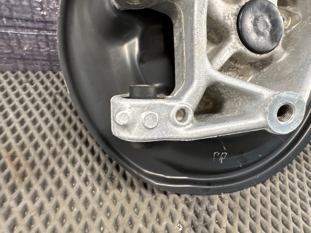 Поворотный кулак, 3430 рублей, Красноярск