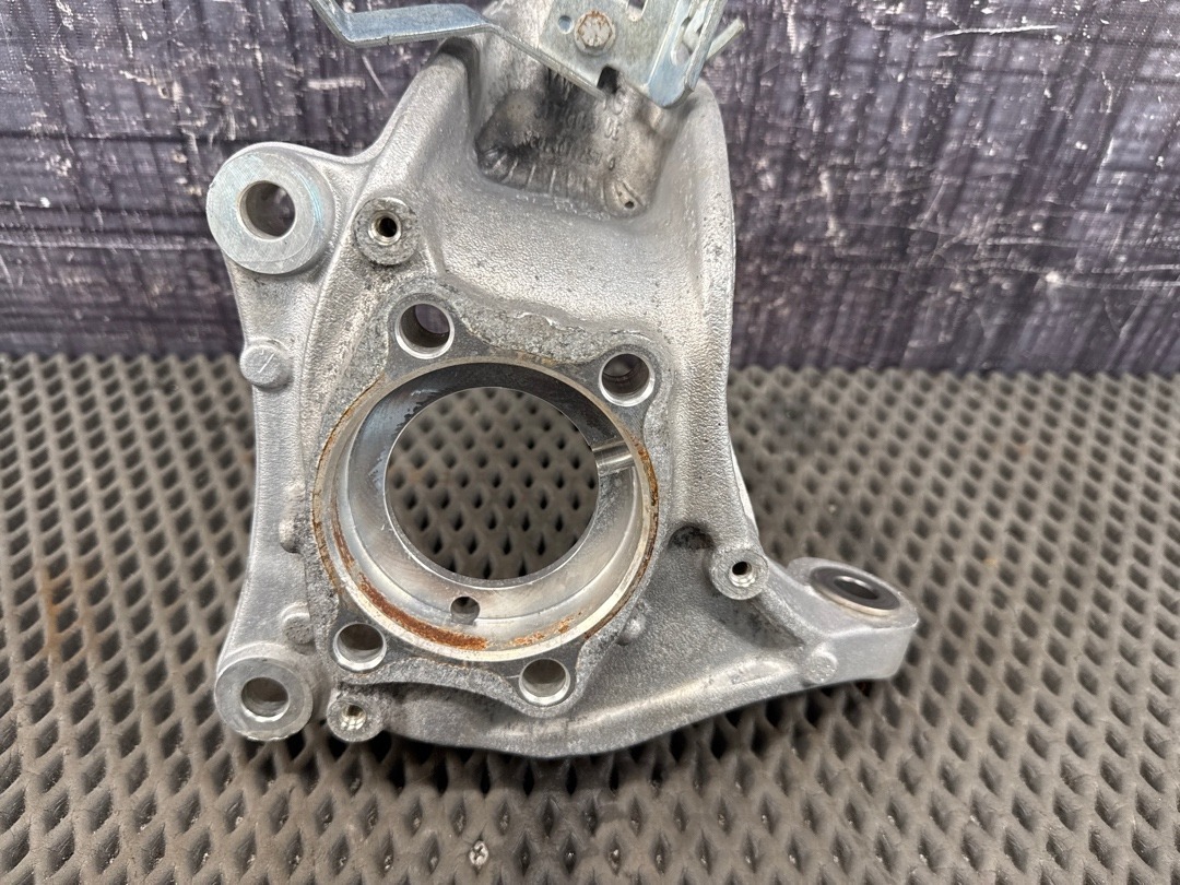 Поворотный кулак, 4320 рублей, Красноярск